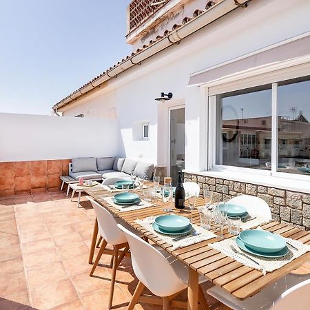 Homey Apt- Atico Con Vistas A La Catedral Malaga Exterior photo